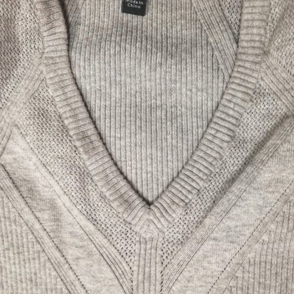 Torrid plus-size grey V-neck ribbed sweater with shoulder ruffles - Picture 3 of 7